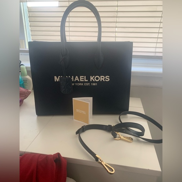navy michael kors tote bag - Picture 1 of 3